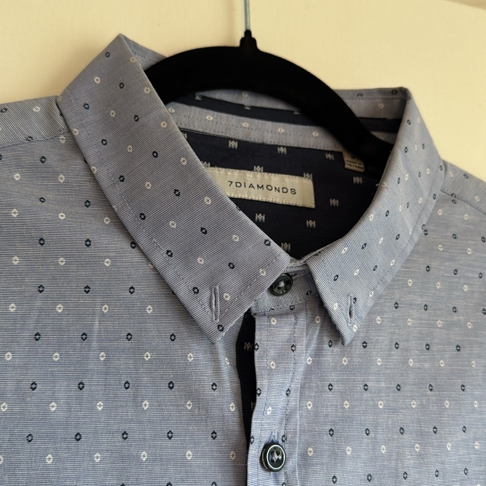 7 Diamonds Short Sleeve Button Up